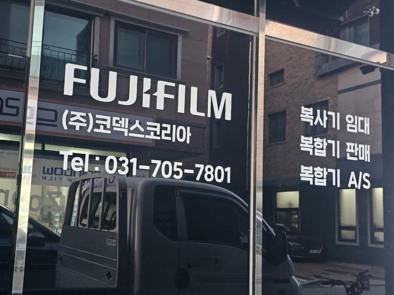 3695294320_CKVaTBOb_ecfde51d150dc20a8ea178c64cc7692ea04298d7.jpg 이미지크게보기
