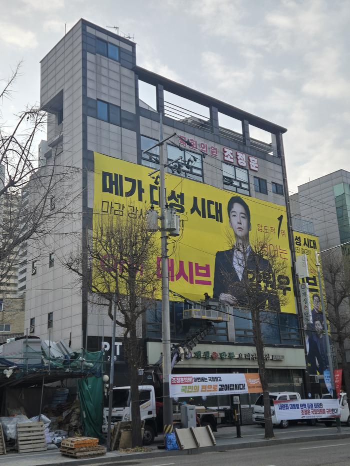 833513927_2ud7PxT6_17b9387c0d74409cbcfbeac72990eb2717e319fa.jpg 이미지크게보기